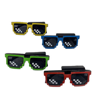 Weiche leuchtende LED-Gläser beleuchten die drahtlose Sonnenbrille, die in die Dunkelheit glüht